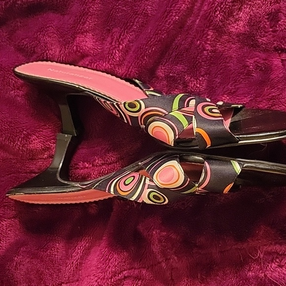 New Naturalizer Sandals Size 10 - Picture 3 of 5